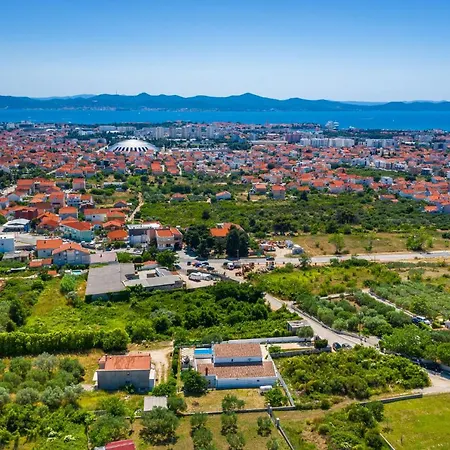 Vikendica Poolincluded Villa Elia Zadar