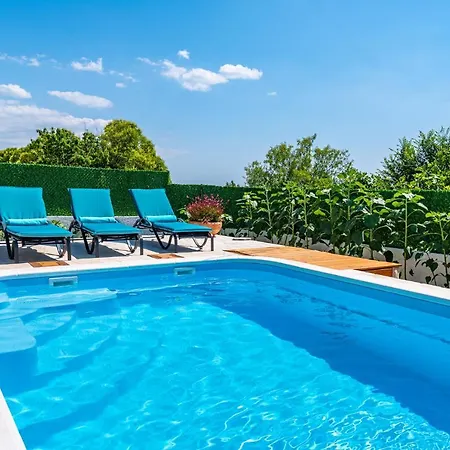 Poolincluded Villa Elia Vikendica